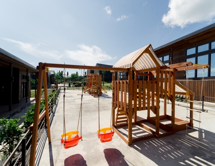 Услуги для детей - Отель Manresa Resort / Манреса Резорт Новый Афон